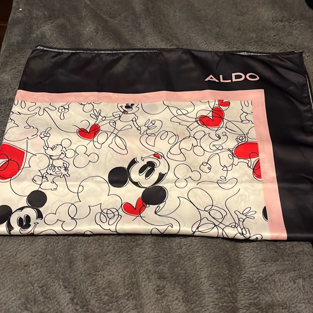 Aldo x Disney - Mickey & Minnie Scarf